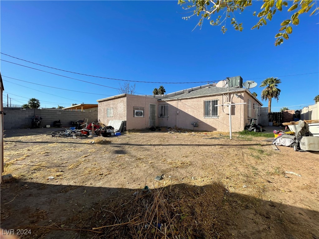 North Las Vegas, Nevada 89030, United States, 3 Bedrooms Bedrooms, ,1 BathroomBathrooms,Residential,Pending,36164