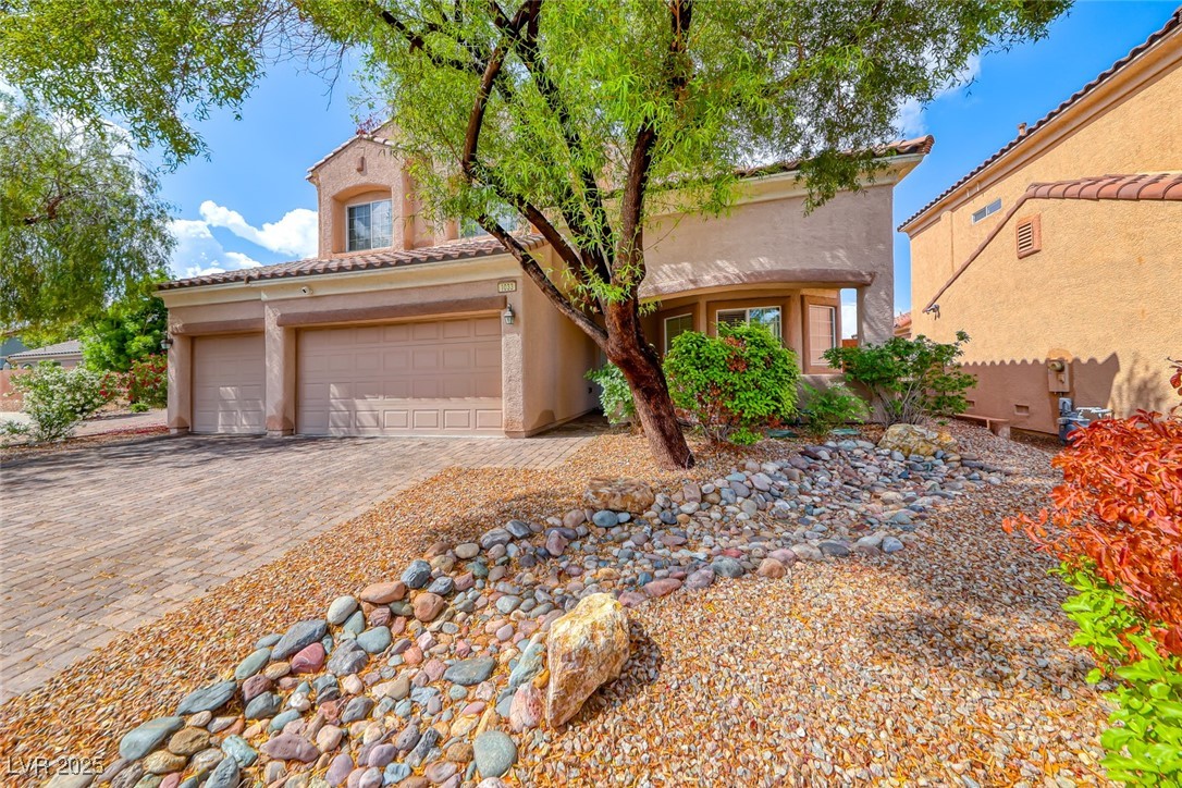 1033 Logan Patrick Drive, Henderson, Nevada image 2