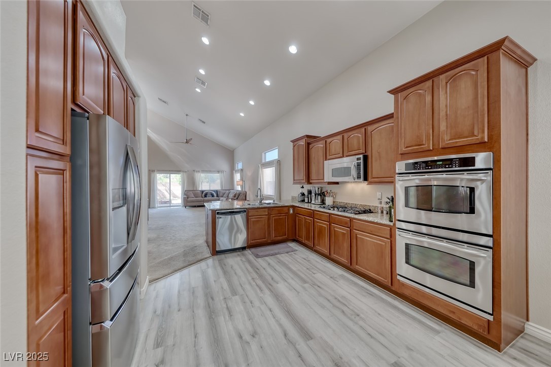 1033 Logan Patrick Drive, Henderson, Nevada image 20