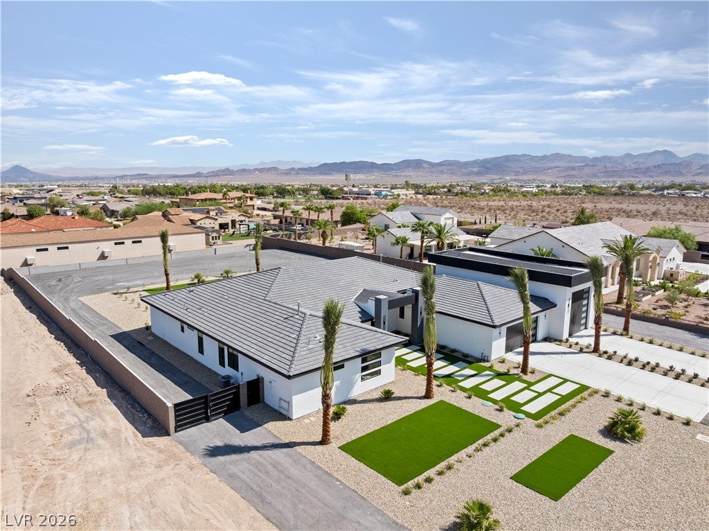 470 E Paradise Hills Drive