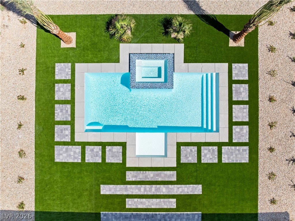 470 E Paradise Hills Drive
