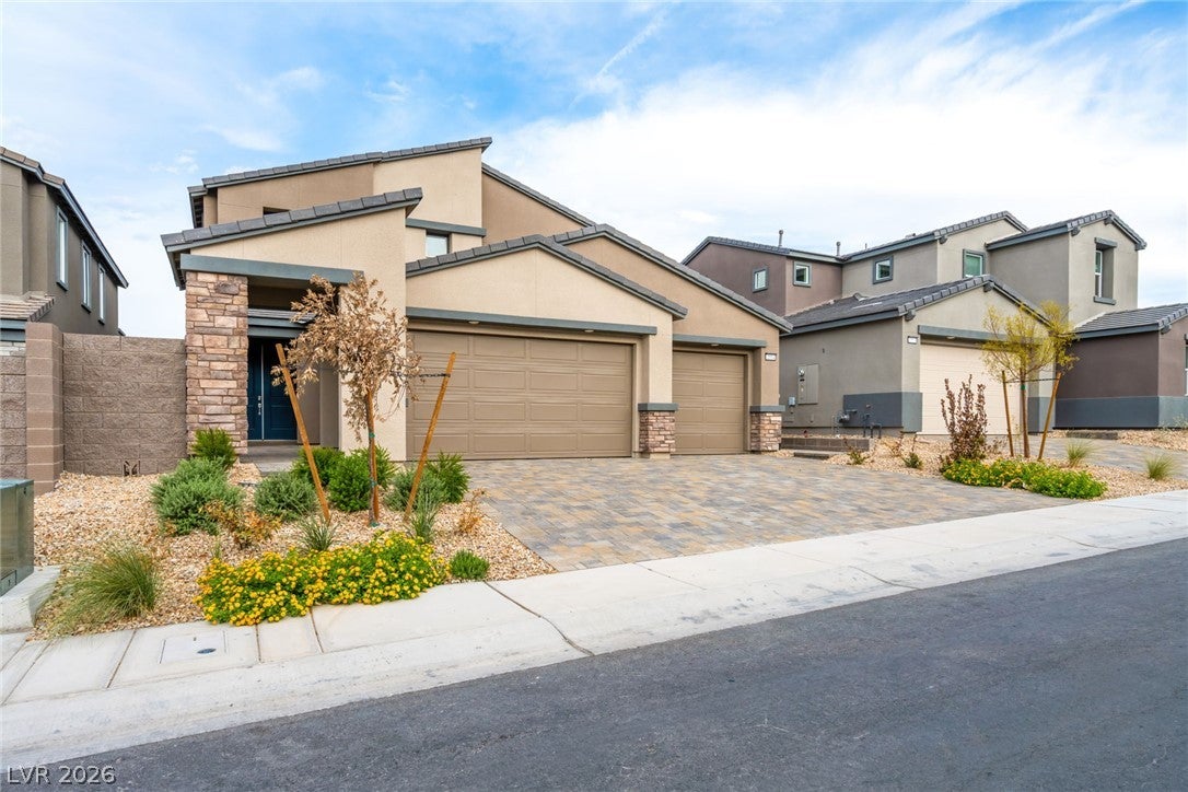 1514 Capri Cascades Court