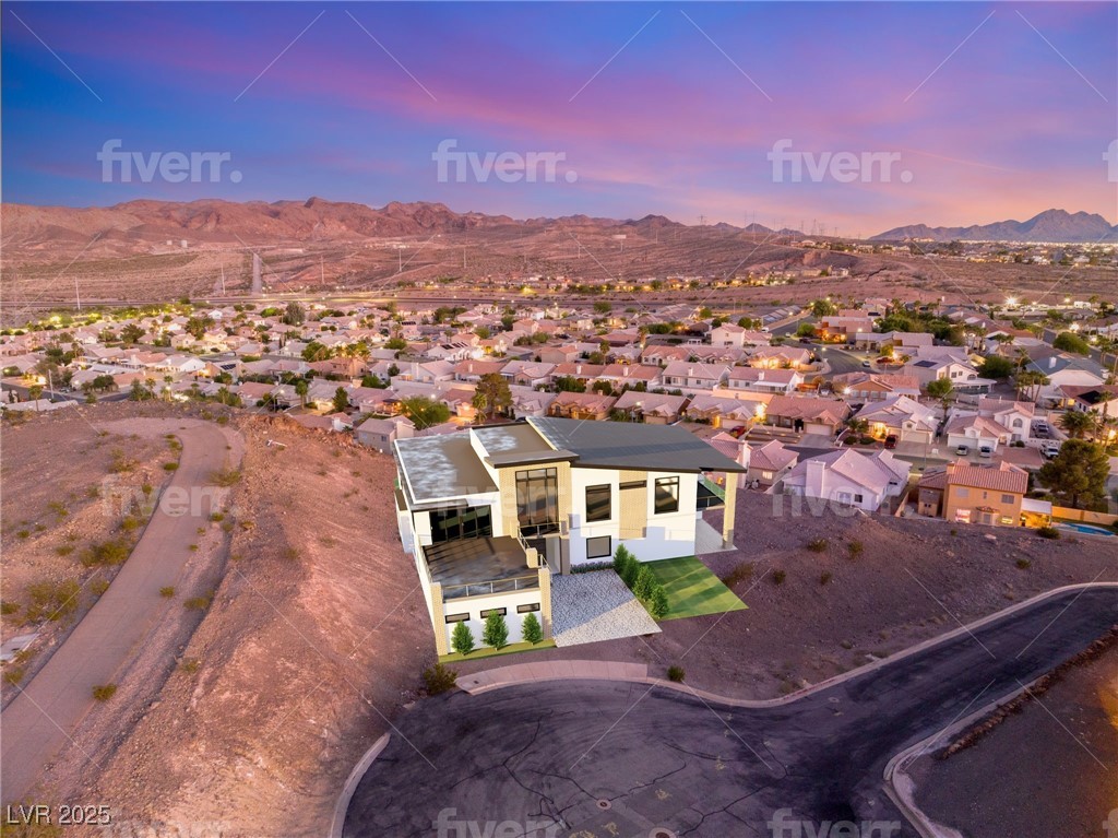 Henderson, Nevada 89011, United States, 5 Bedrooms Bedrooms, ,5 BathroomsBathrooms,Residential,Active,220019