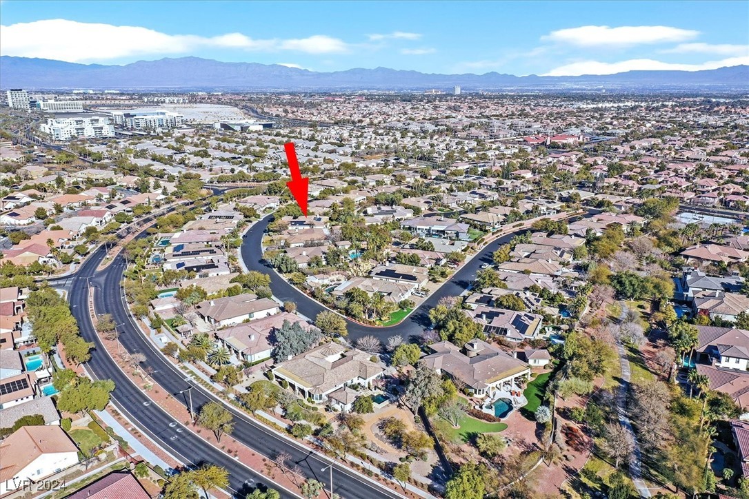 Las Vegas, Nevada 89135, United States, 4 Bedrooms Bedrooms, ,5 BathroomsBathrooms,Residential,Pending,23683