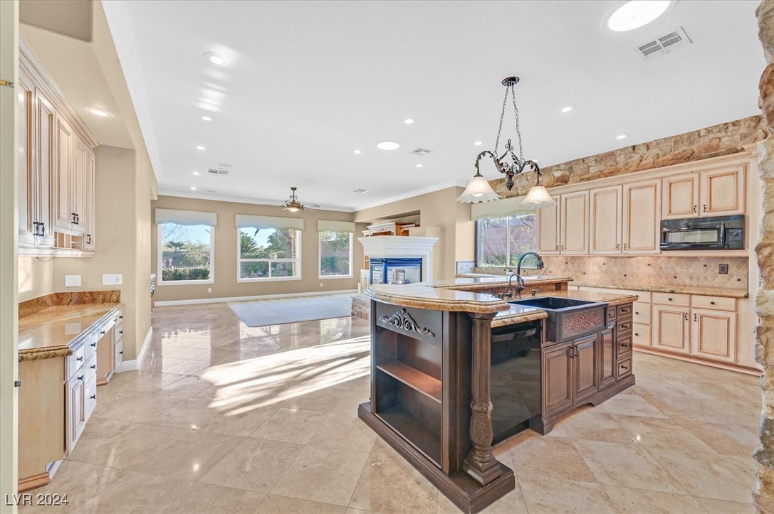 Las Vegas, Nevada 89135, United States, 4 Bedrooms Bedrooms, ,5 BathroomsBathrooms,Residential,Pending,23683