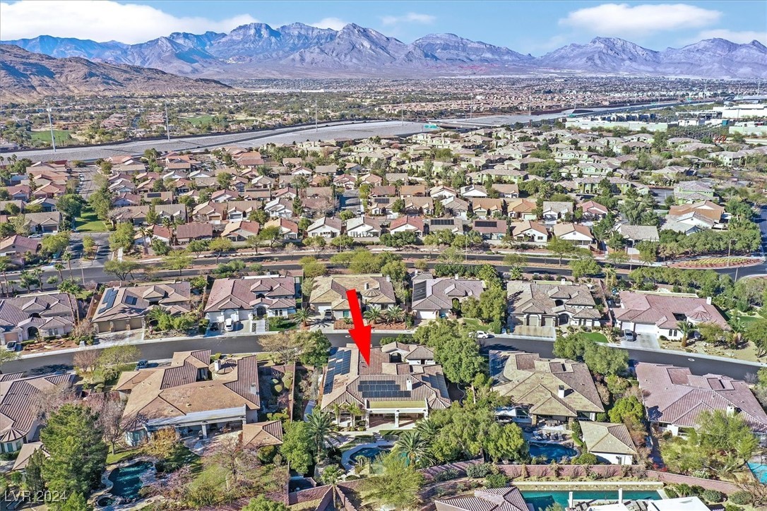 Las Vegas, Nevada 89135, United States, 4 Bedrooms Bedrooms, ,5 BathroomsBathrooms,Residential,Pending,23683