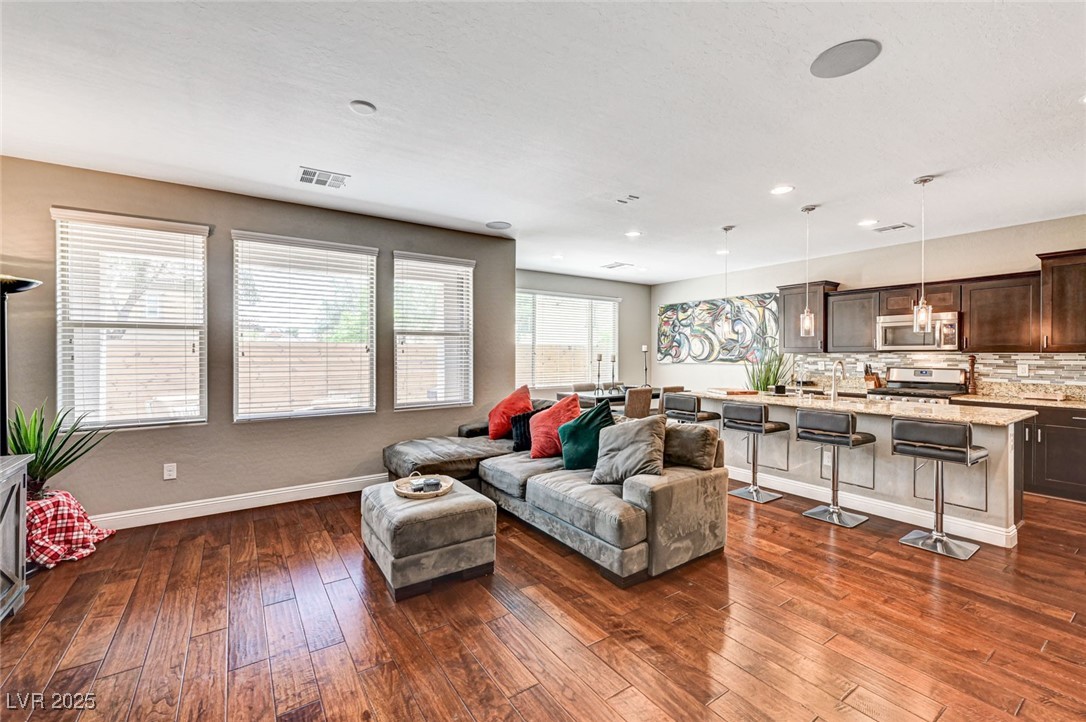2159 Morro Vista Drive, Las Vegas, Nevada image 3