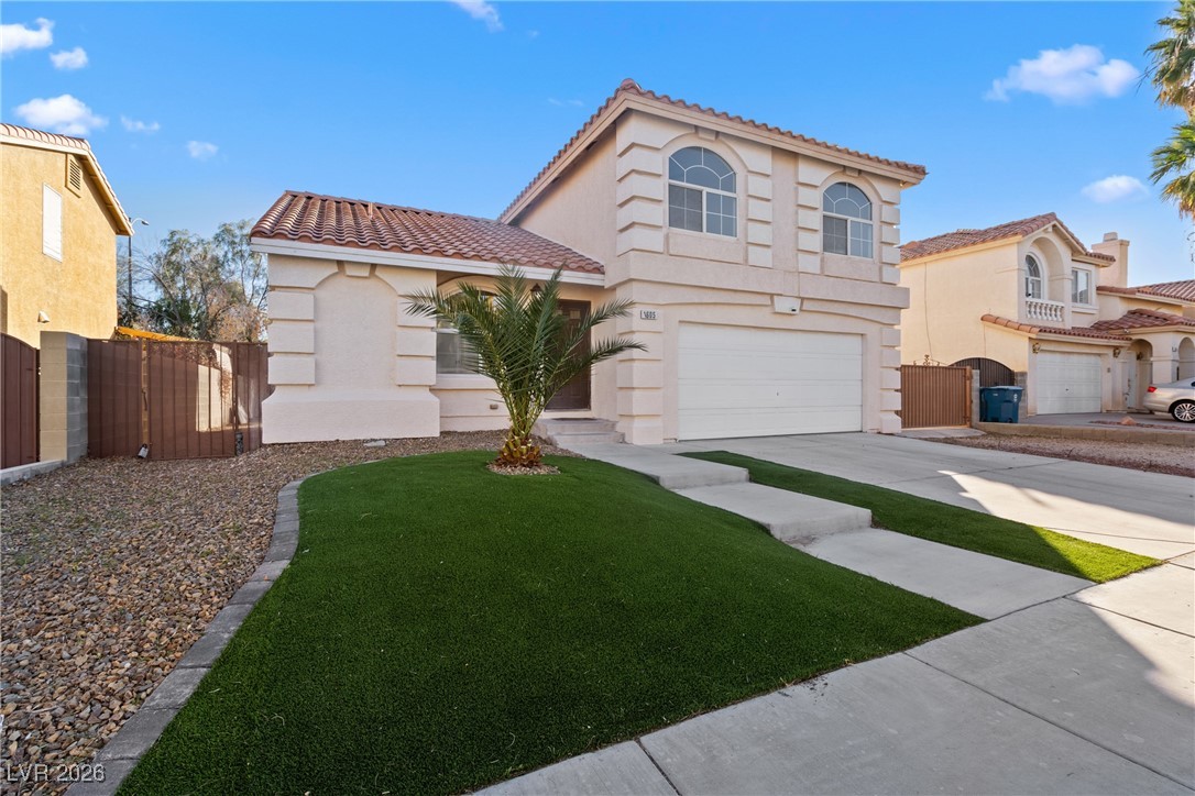 1605 Silver Rain Avenue