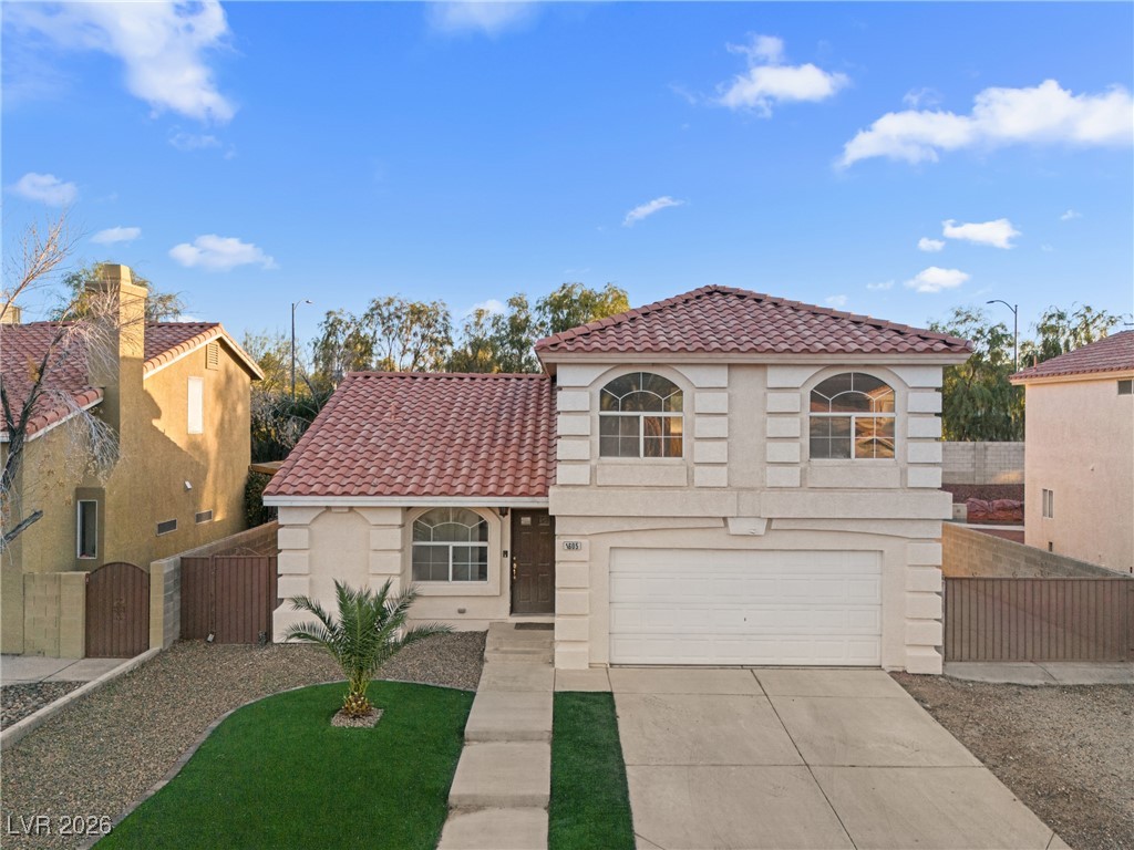 1605 Silver Rain Avenue