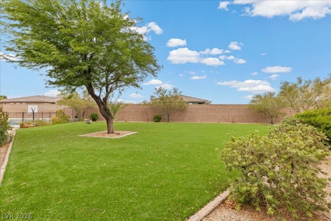 Tiny photo for 421 Emily Crossing Court, Henderson, NV 89015 (MLS # 2799945)