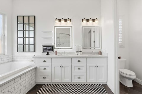 Tiny photo for 421 Emily Crossing Court, Henderson, NV 89015 (MLS # 2799945)
