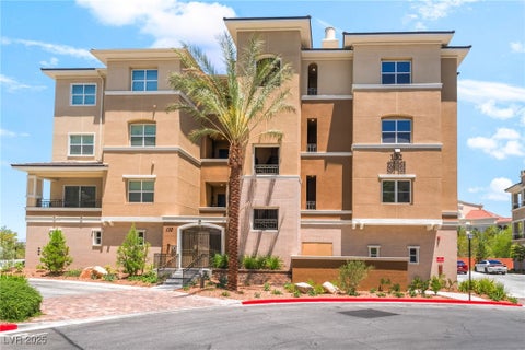 Photo of 132 Los Cabos Drive #302, Las Vegas, NV 89144 (MLS # 2719230)
