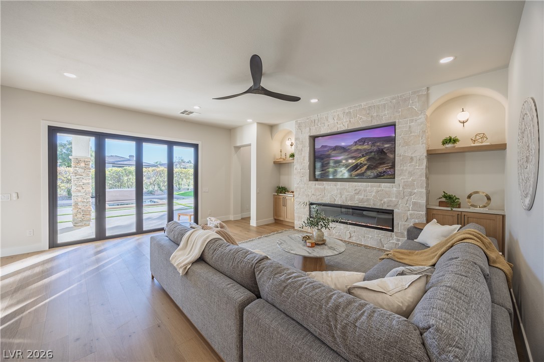 9 Contra Costa Place