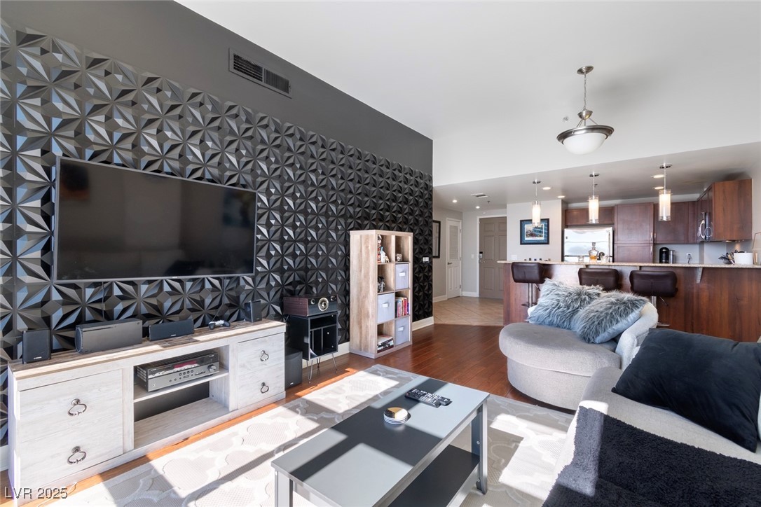150 Las Vegas Boulevard 1608