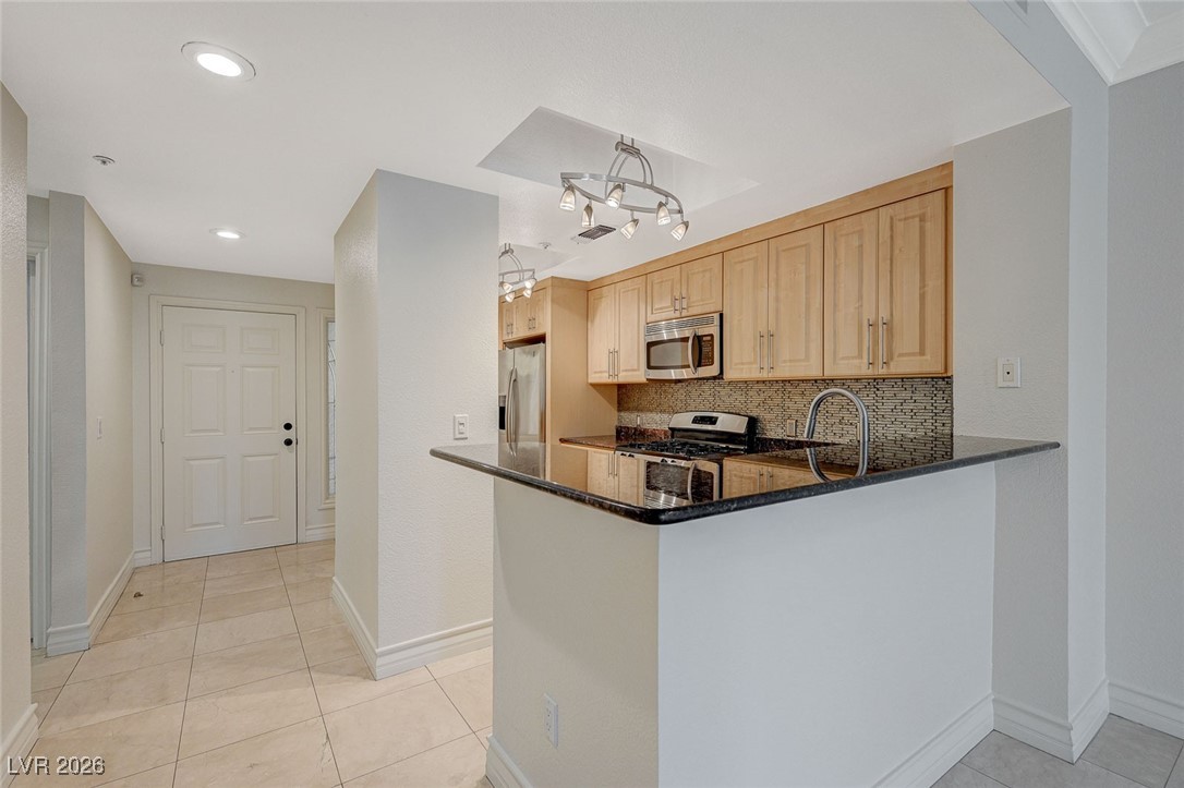 210 E Flamingo Road 105