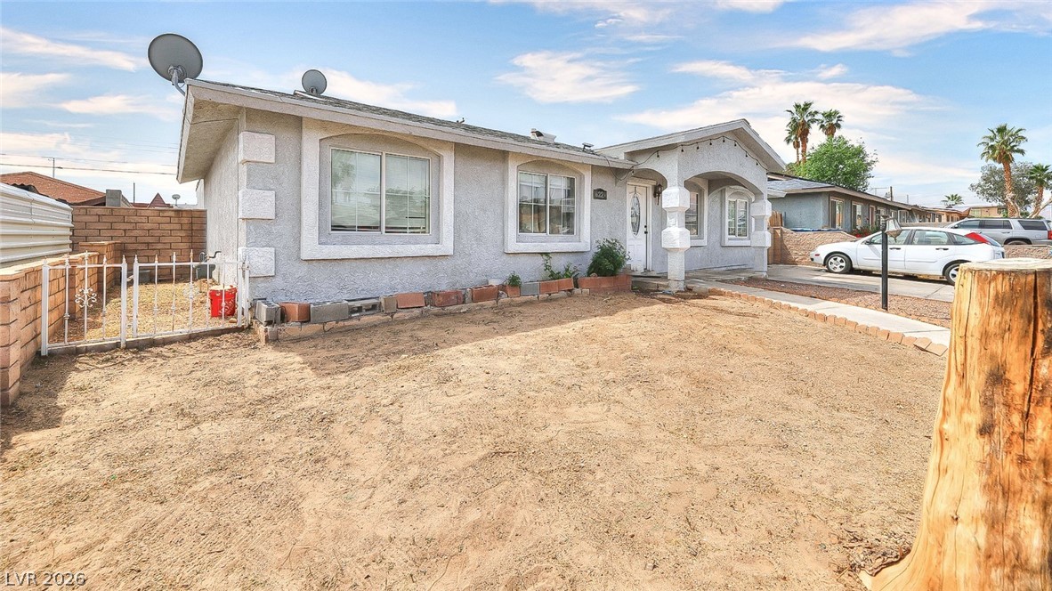 6221 Casada Way