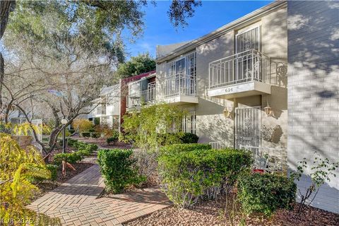 Photo of 624 Tam O Shanter, Las Vegas, NV 89109 (MLS # 2758939)