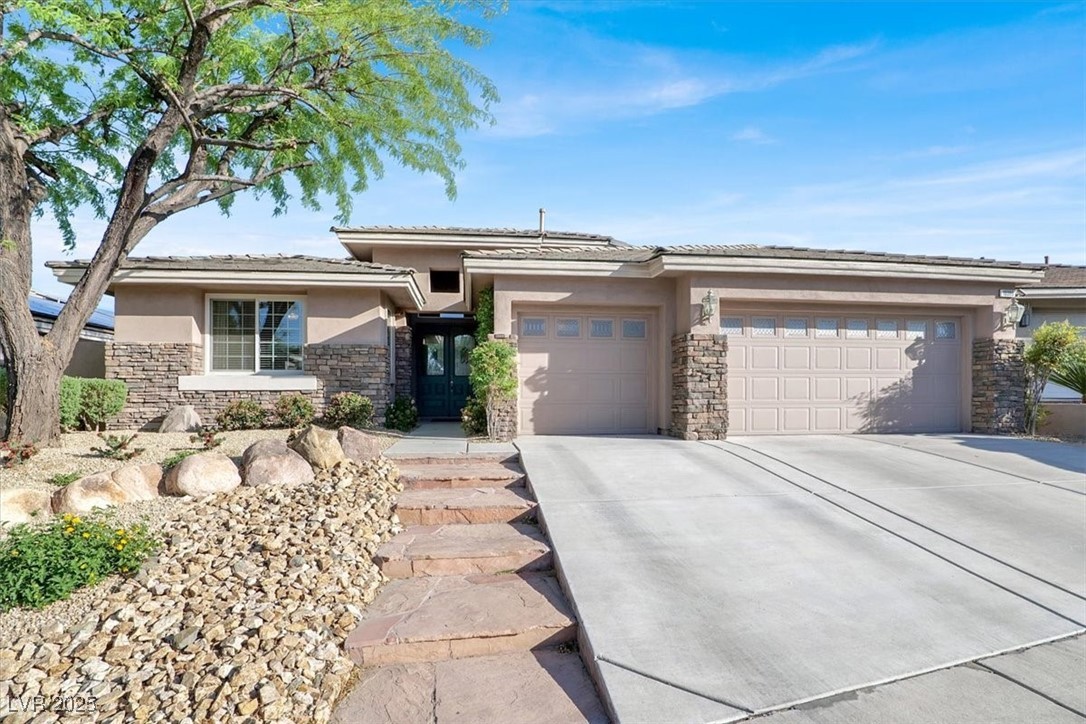 10309 Canyon Valley Avenue