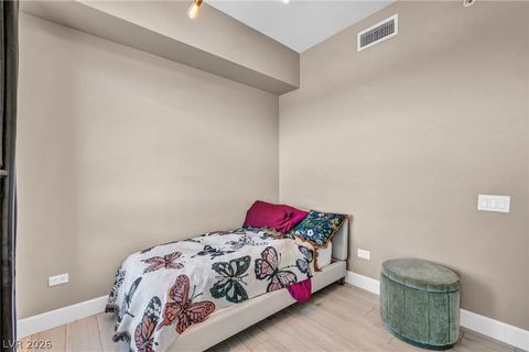 Tiny photo for 200 W Sahara Avenue #2709, Las Vegas, NV 89102 (MLS # 2777818)