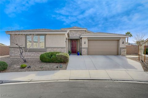 Photo of 676 Suguaro Bluffs Street, Henderson, NV 89014 (MLS # 2752068)