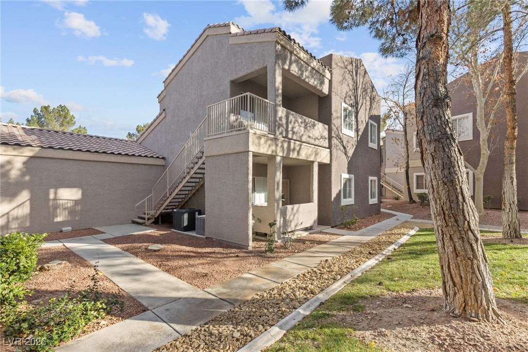 5250 S Rainbow Boulevard 2093