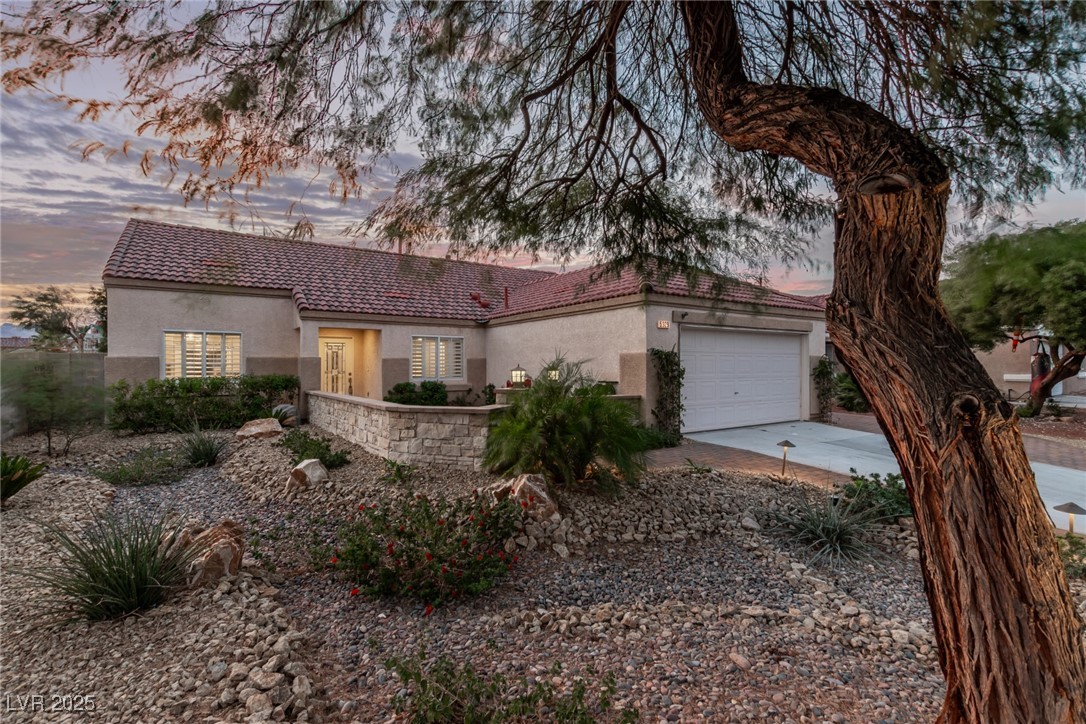 5929 White Coconut Court