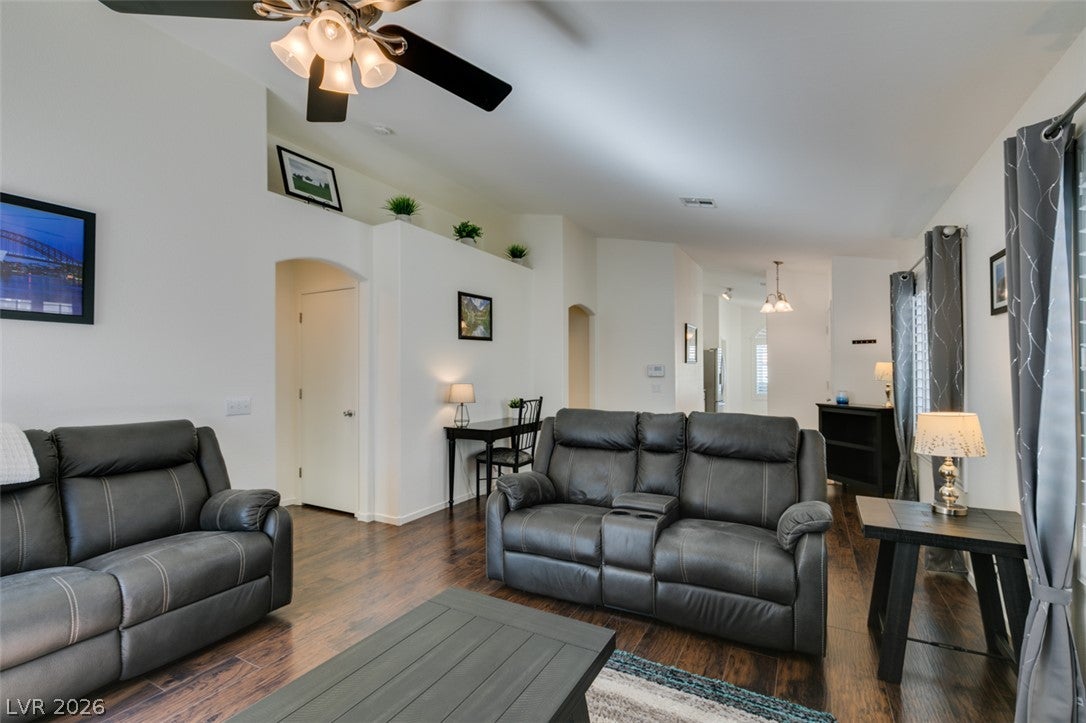 3380 Wayward Court