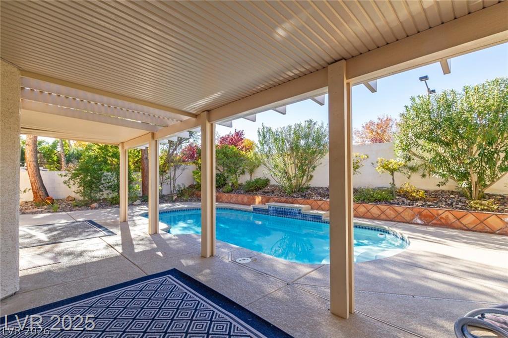 2121 Whitebirch Lane