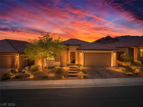 Homes For Sale - 10959 Gardenova Avenue<br/> Las Vegas, NV 89166