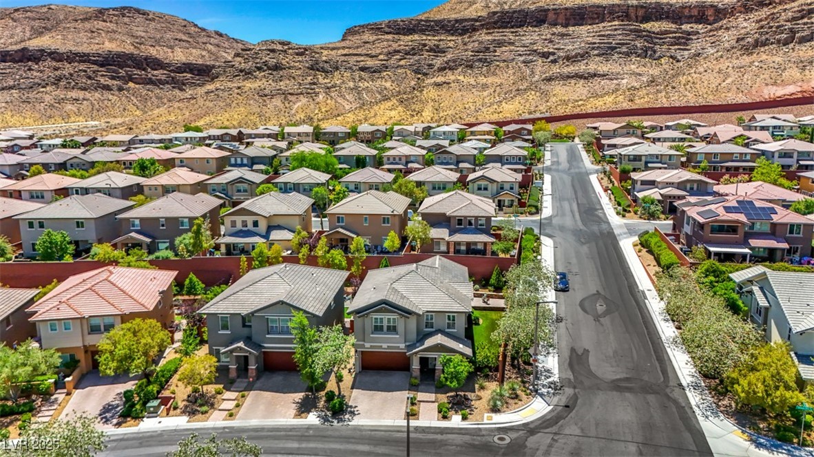 Las Vegas, Nevada 89135, United States, 4 Bedrooms Bedrooms, ,4 BathroomsBathrooms,Residential,Active,133884