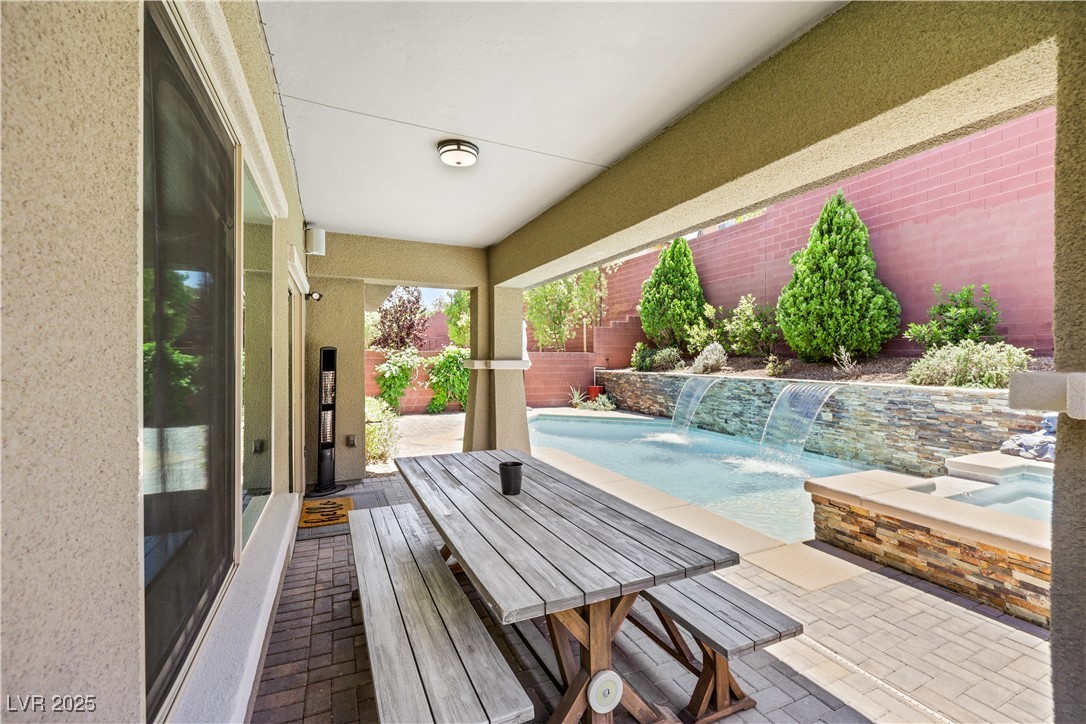 Las Vegas, Nevada 89135, United States, 4 Bedrooms Bedrooms, ,4 BathroomsBathrooms,Residential,Active,133884