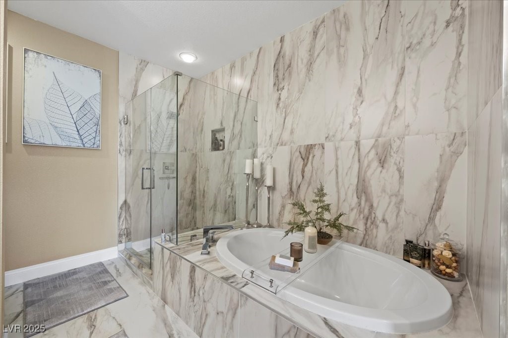 Henderson, Nevada 89052, United States, 2 Bedrooms Bedrooms, ,2 BathroomsBathrooms,Residential,Active,251628