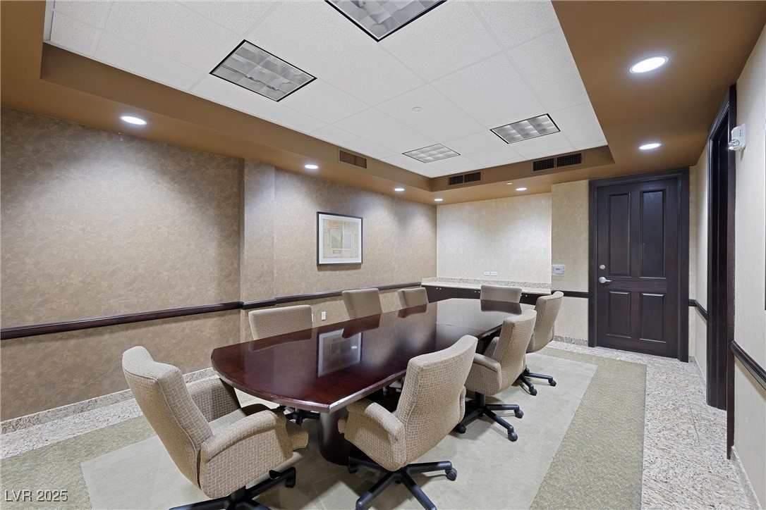 Henderson, Nevada 89052, United States, 2 Bedrooms Bedrooms, ,2 BathroomsBathrooms,Residential,Active,251628