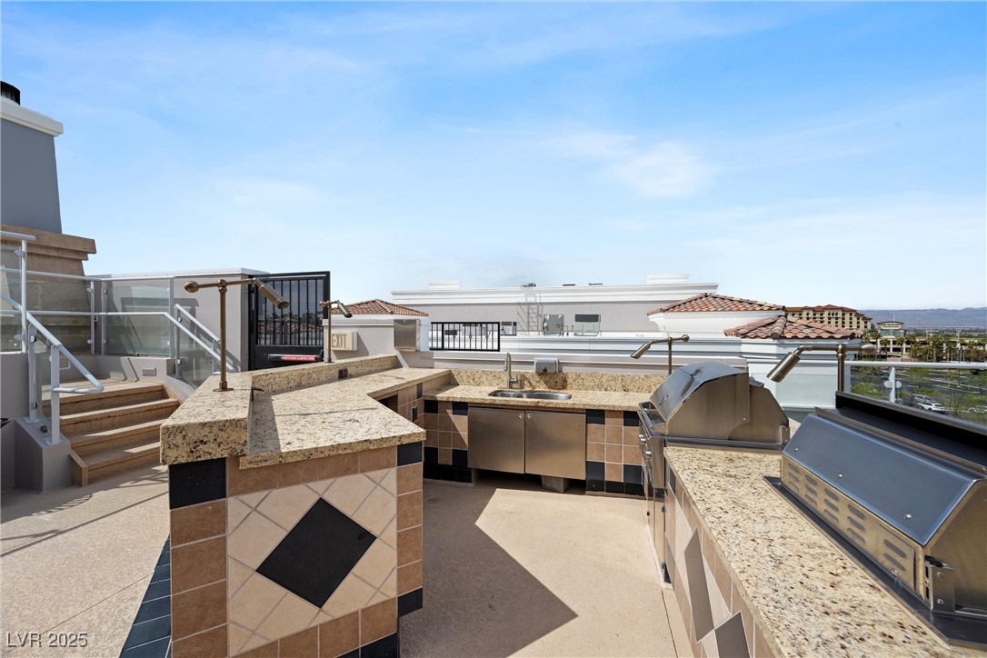 Henderson, Nevada 89052, United States, 2 Bedrooms Bedrooms, ,2 BathroomsBathrooms,Residential,Active,251628