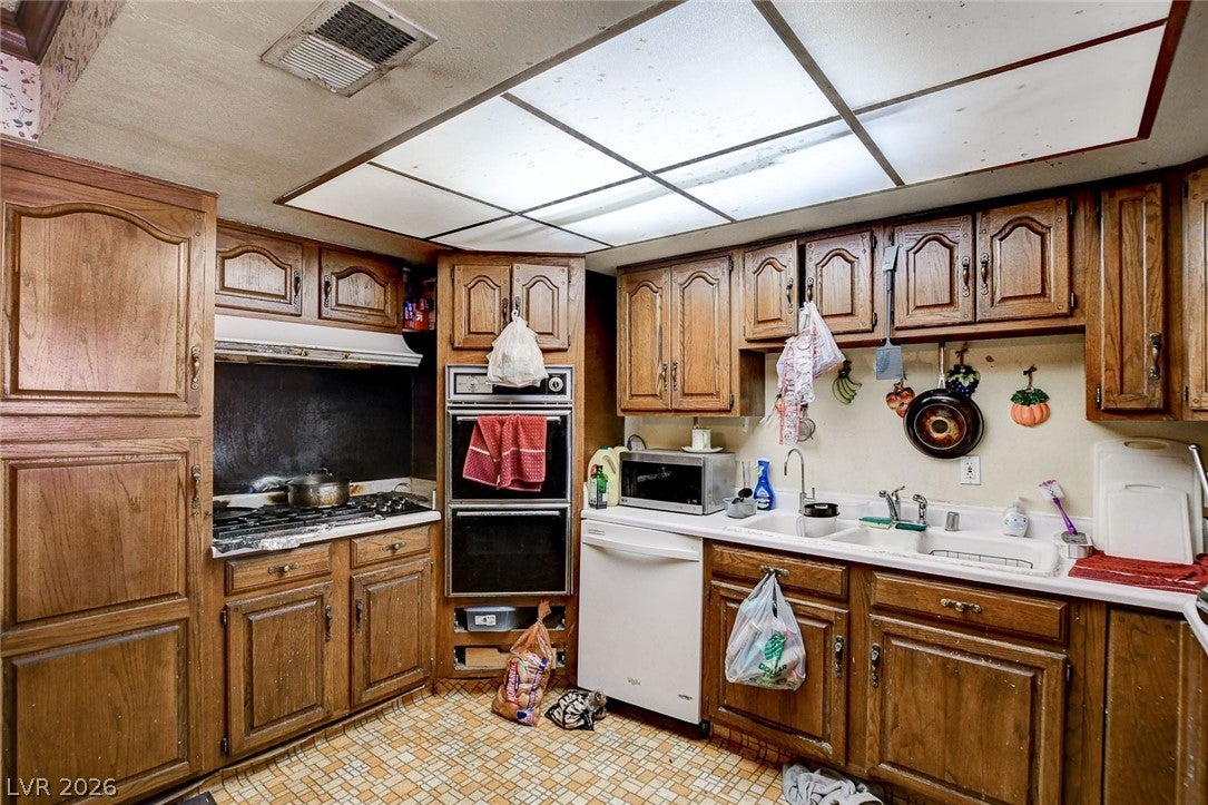 8069 Red Barn Drive