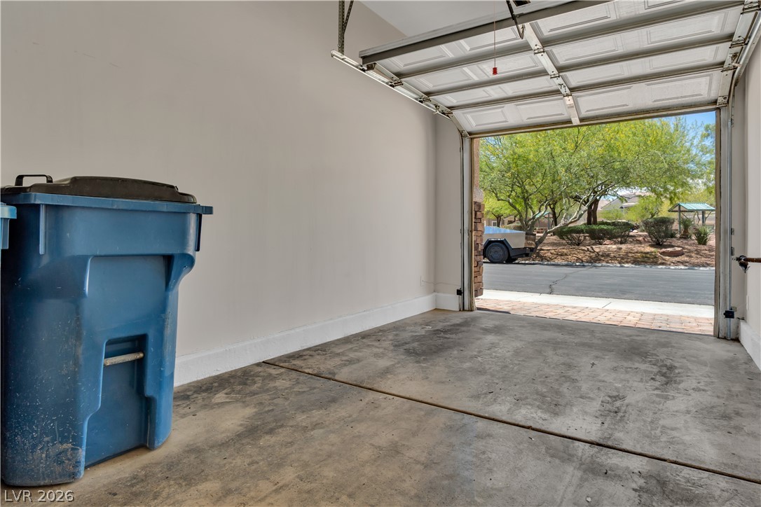 3520 Glorious Iris Place 1