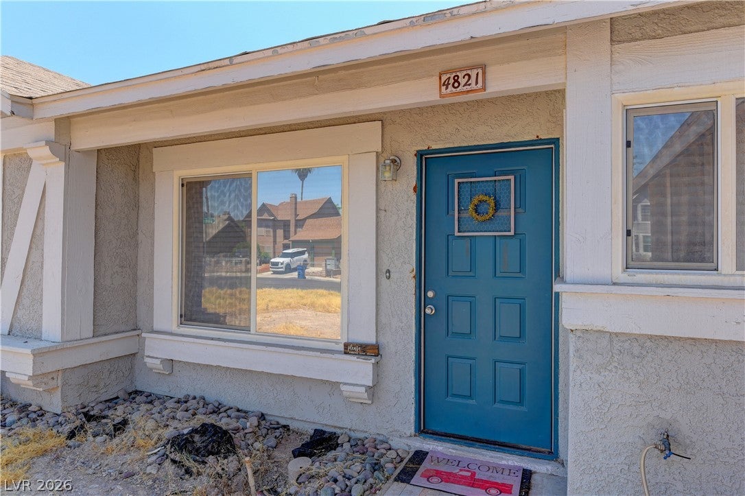 4821 Alameda Avenue