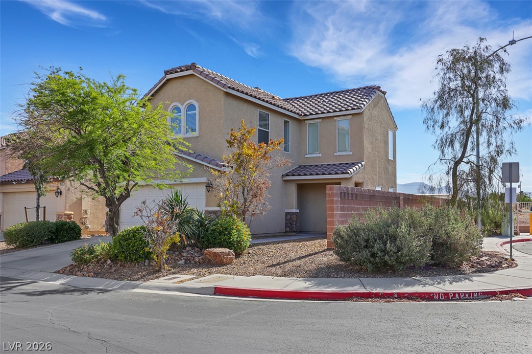 9017 Secret Valley Street