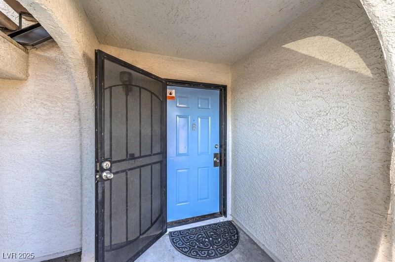 1416 Santa Margarita Street B