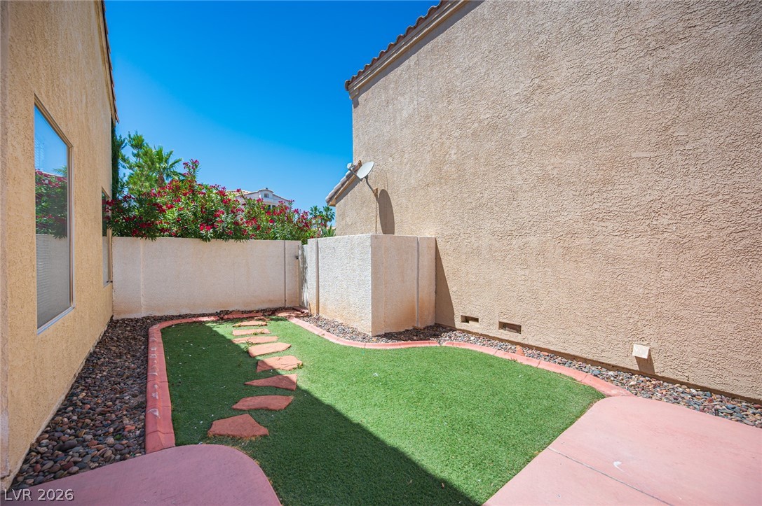 3470 Middle View Drive