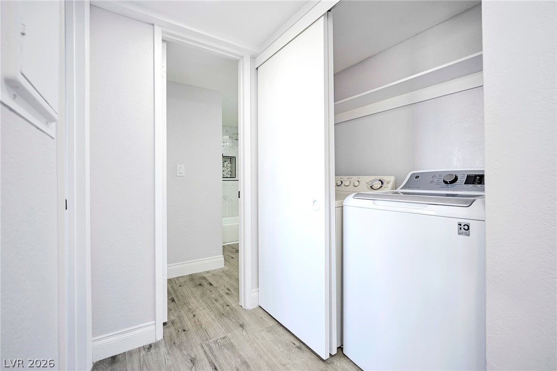 1701 E Katie Avenue 10