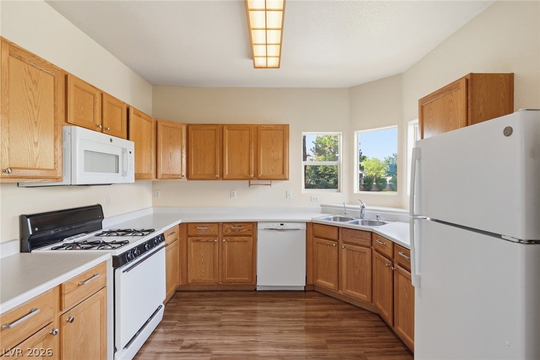 2000 Turquoise Ridge Street 103