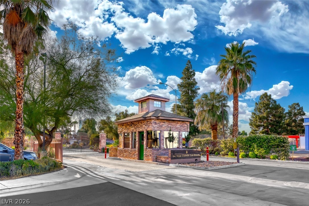 3173 Pinehurst Drive C