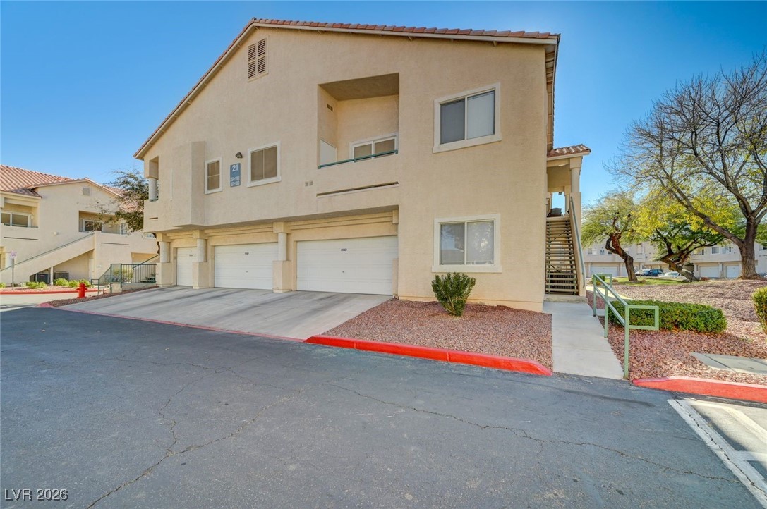 7450 S Eastern Avenue 1077