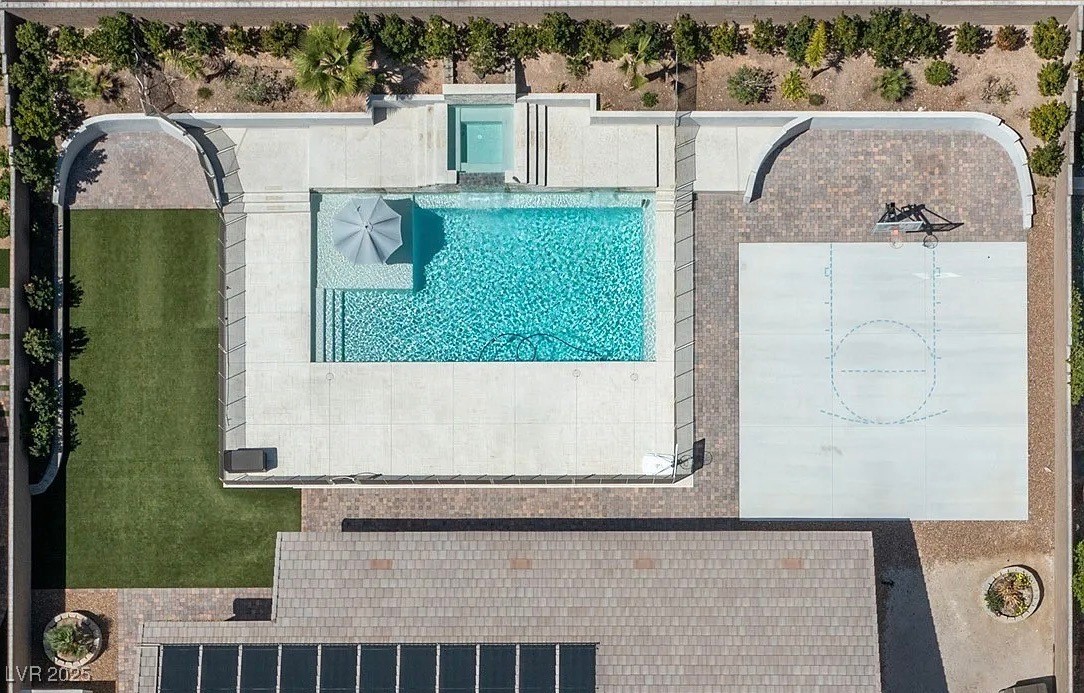 8233 Sweetwater Creek Way, Las Vegas, Nevada image 4