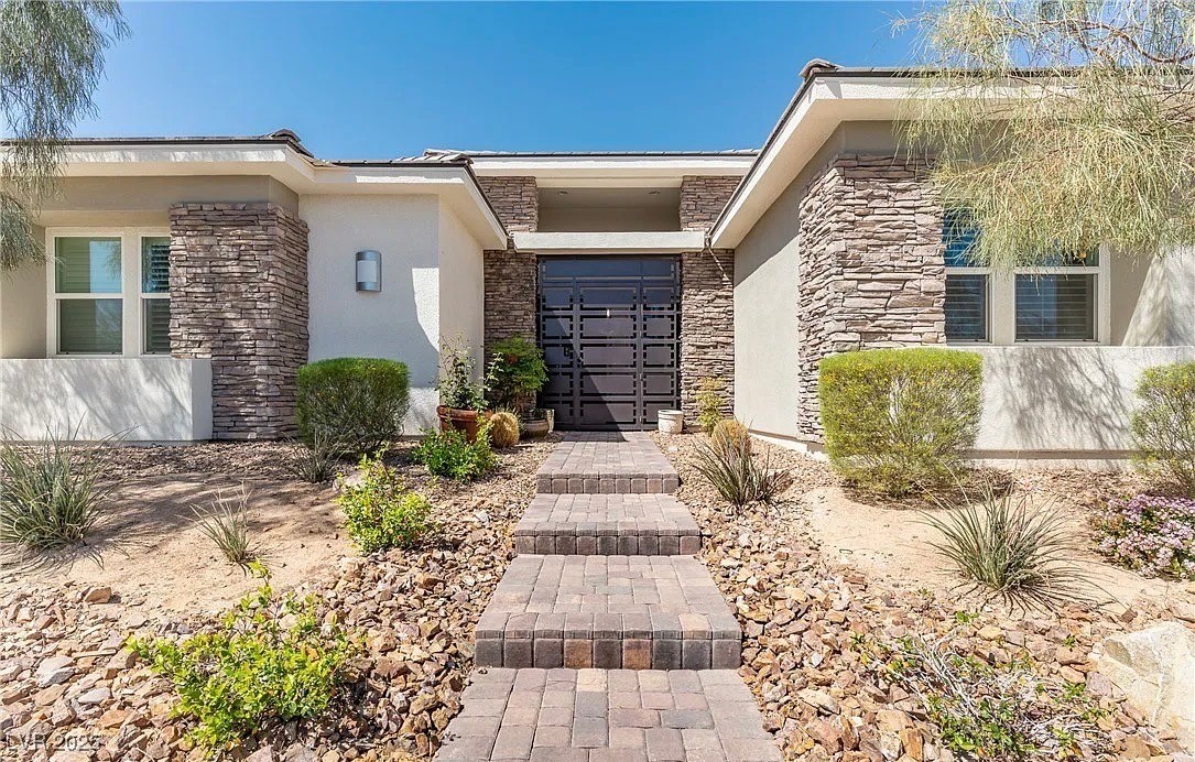 8233 Sweetwater Creek Way, Las Vegas, Nevada image 3