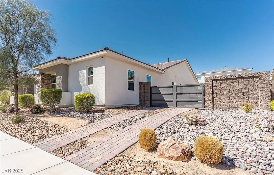 8233 Sweetwater Creek Way, Las Vegas, Nevada image 7