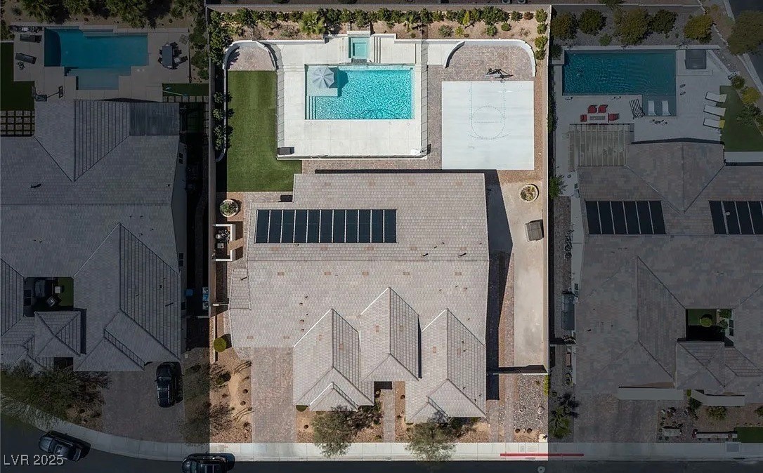 8233 Sweetwater Creek Way, Las Vegas, Nevada image 1