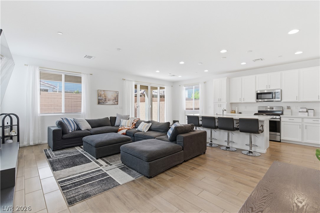 6571 Dove Point Place