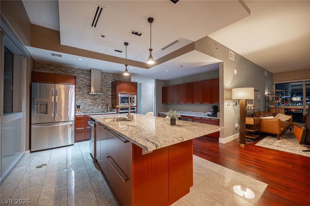 4471 Dean Martin Drive 810